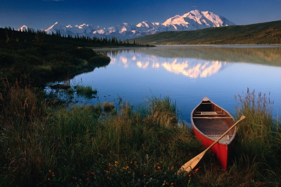 Jeff-Schultz-Canoe-Wonder-Lake-Denali-2102767 High Res