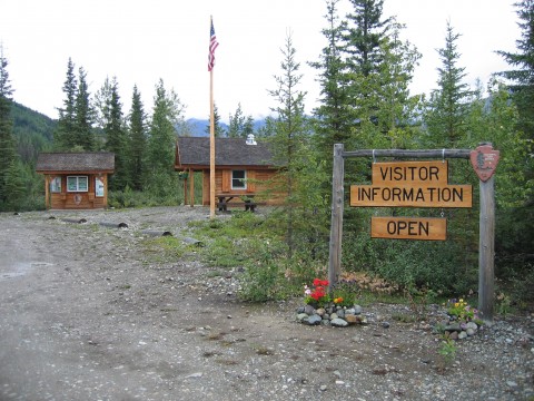 Outside the log cabin McCarthy Road Ranger Station