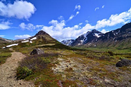 Alaska Hiking | Best Guided Hiking Trips, Guides & Lodges | ALASKA.ORG