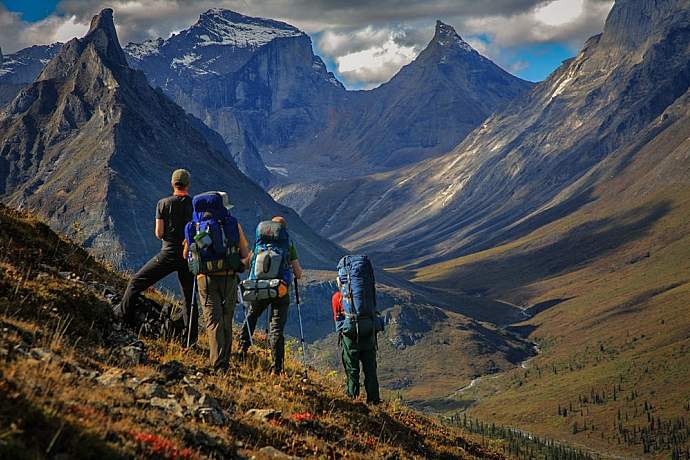 backpack-and-float-gates-of-the-arctic-national-park-alaska-alpine-adventures