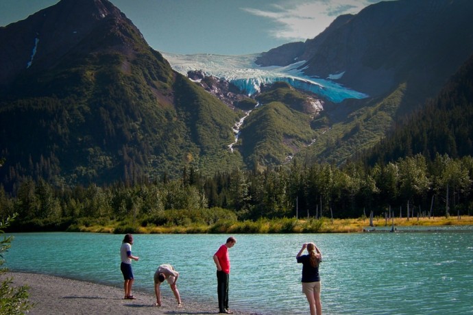middle-and-explorer-glaciers-near-anchorage