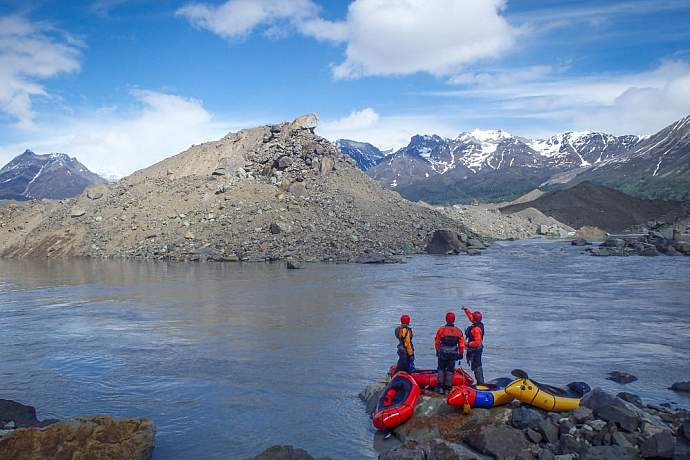 learn-to-packraft-in-the-wrangells-st-elias-kennicott-wilderness-guides