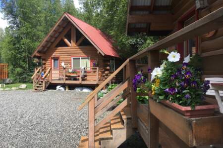 CABIN RENTALS Natalie King IMG 3178