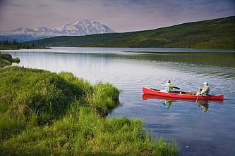 Jeff-Schultz-Thumb-Canoeing-Wonder-Lake-2102838 High Res