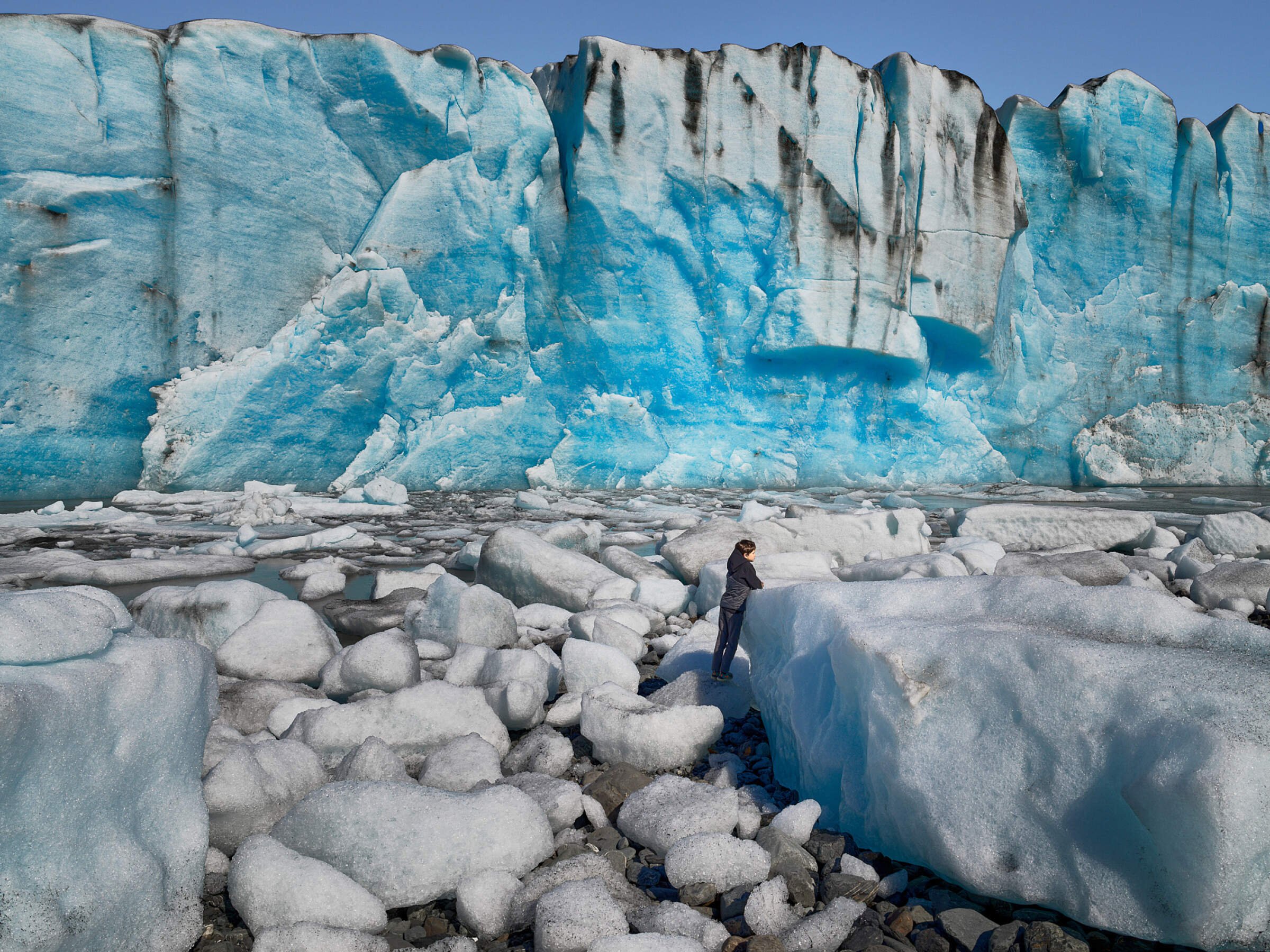 P0002569 var 1 shot Jun 08 2020 17 29 exported Apr 02 2025 JPEG Quality 75glacier photographyalaska org alaska glacier photography advice