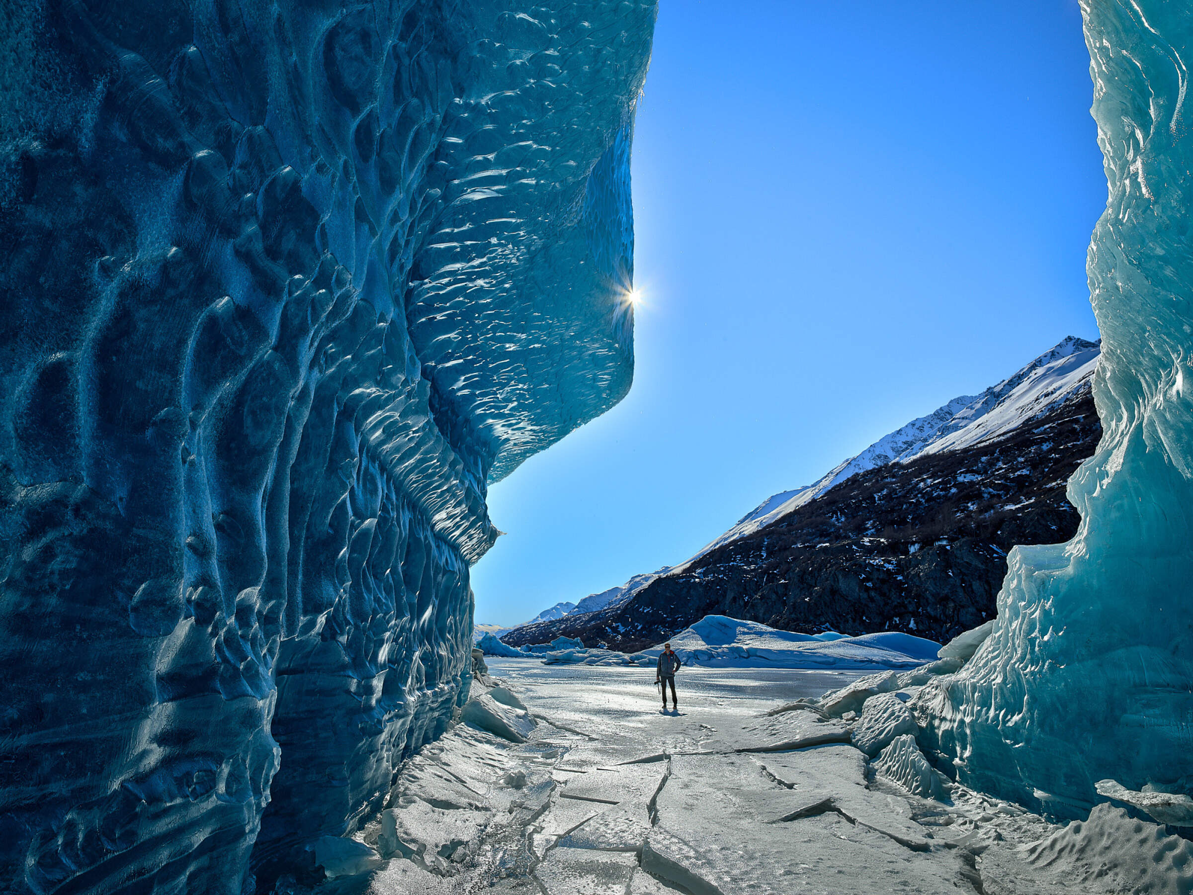P0025301 HDR var 1 shot Mar 21 2022 16 09 exported Mar 31 2025 JPEG Quality 75glacier photographyalaska org alaska glacier photography advice