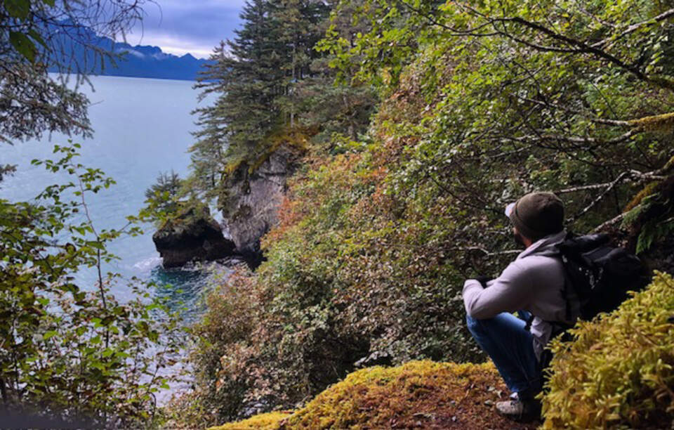 Standing in solitude by the ocean, finally feeling the world turn to color again