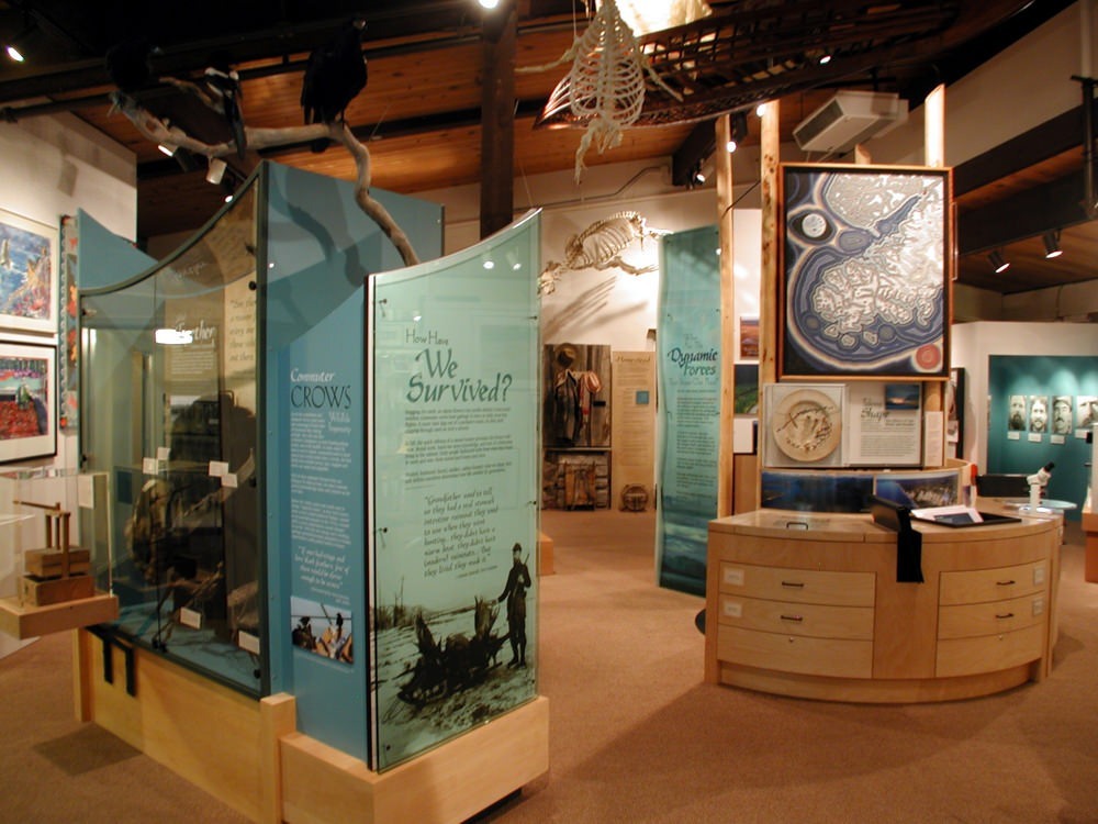 Inside of the Pratt Museum.