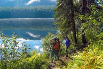 Denali state park guided hiking Byers lake nature walk