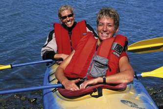 Safety Tips for Kayaking mkbdf1