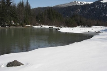 Kaxdigoowu Heen Dei (Mendenhall River Trail)