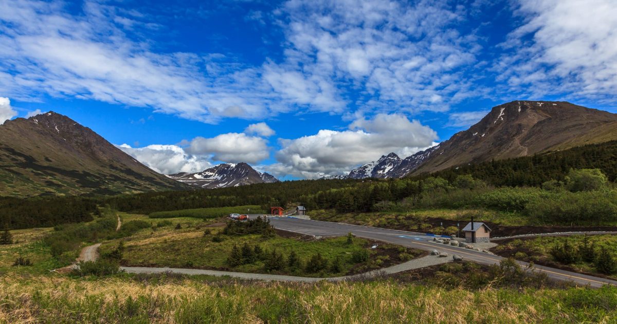Glen Alps Overlook Scenic Views 15 miles from Downtown…