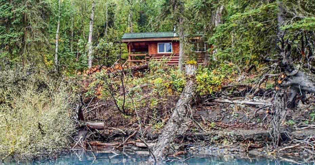 Eklutna Lake Kokanee Cabin