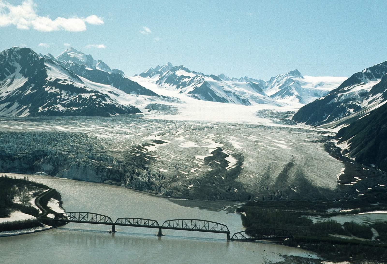 Аляска 10. Река медная на Аляске. Ледники Аляски. Раскраска ледники Аляски.