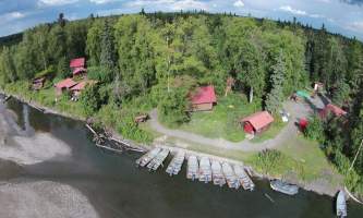 Alaskas-Wilderness-Place-Lodge-DJI01024-o1mupo