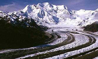 Kennicott-Glacier-Toe-Trail-01-mvi5fz