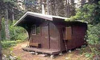 Laughton glacier cabin 02 muix21