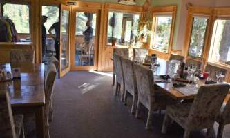 Northwoods-Lodge-dining_room_2018-pfb6dv