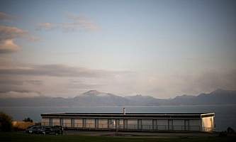 Ocean-Shores-01-mz3kn7