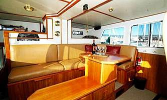 Alaska-bear-adventures-boat-based-bea-Captain Area3_500x333-omm30s