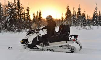 Snowmobiling russian oxrmzj