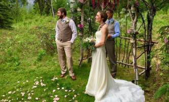 Weddings-alaska-heavenly-lodge-9-p0jnyt