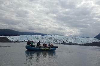 Glacier Float IMG 2078 nzf7o6