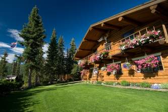 Iniakuk_Lake_Wilderness_Lodge-20-nxxi7z