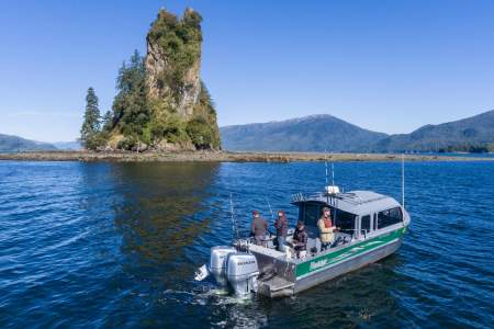 Alaska Halibut Fishing Charters, Angle for Monster…