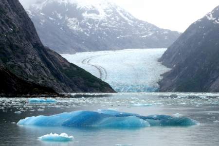 Glacier_Bay_Lodge_2013-12-mnmvfg