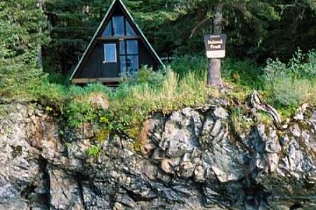 Pigot Bay Cabin