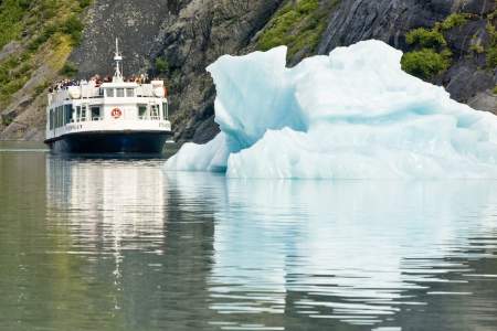 Portage Glacier Cruise