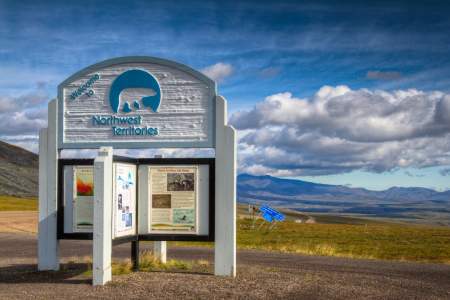 Yukon / NWT Border