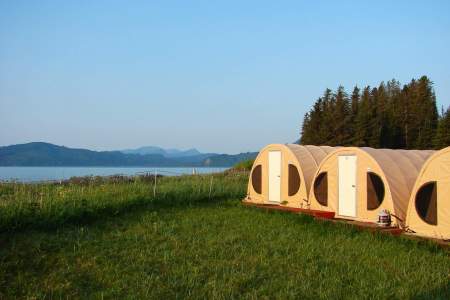 Great-alaska-bear-camp-bear-viewing-bearcamp-tents-and-bay-1092732536-phuctg