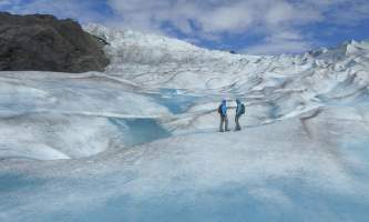 Liz glacier trek herobg