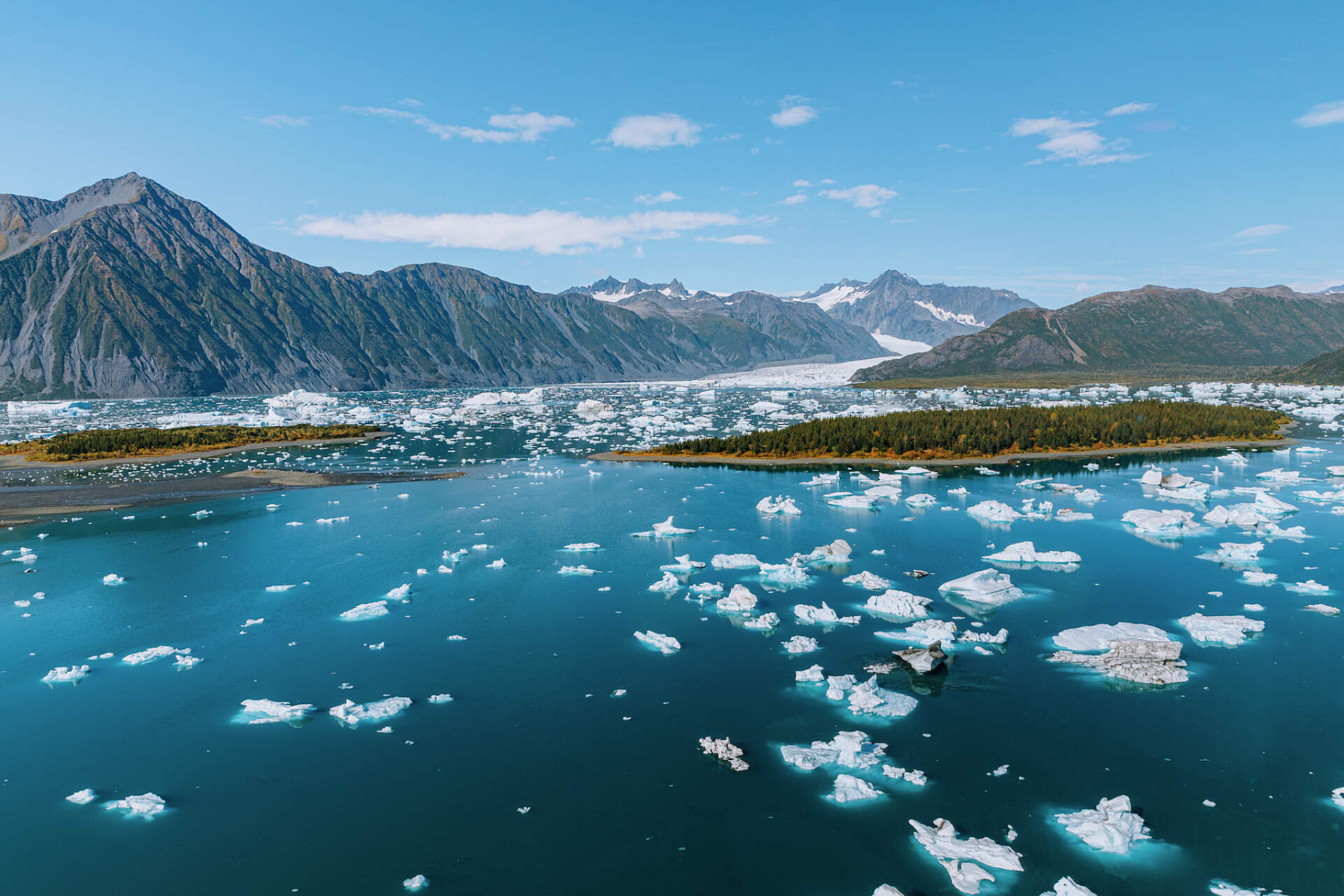 Fly over Bear Glacier