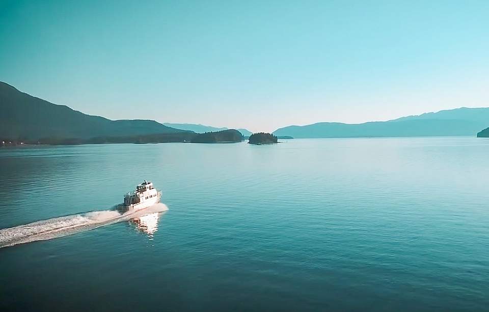 Alaska Tale's boats are fast, getting you to the whale watching grounds quicker so you have more time to watch the whales