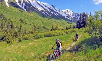 Alaska trail guides Crecent Lakes
