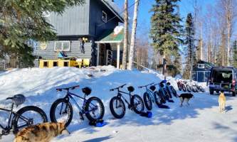 Alaska trail guides Snow Hook House