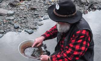 Historic gold mining panning adventure goldpanning1 Alaska Travel Adventures