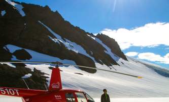 Alaska ultimate safaris helicopter flightseeing glacier 8 more contrast2019