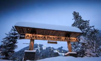 RKP walkaround1 16 17 47 alaska hotel alyeska girdwood resort downhill skiing winter activities