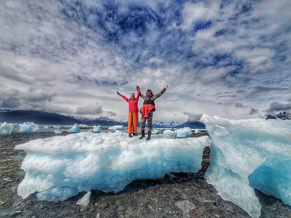 6-hour day trips from Valdez include sea kayaking and hikes ashore