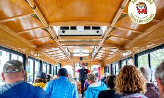 2019 Anchorage Trolley guides love their job copy2019