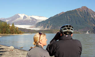 Cycle Alaska BB WEST SIDE COUPLE SMILING SUN Victoria Kirkiewicz