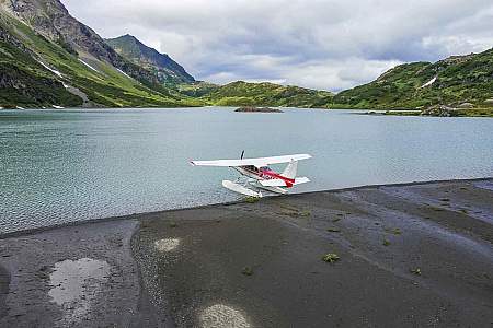 Destination Alaska Flightseeing & Air Taxi
