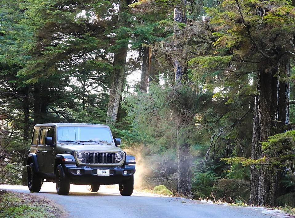 Exploring Sitka Jeep Rentals 1