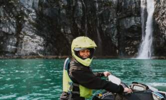 Glacier jetski adventures 2
