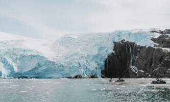 Glacier jetski adventures 11