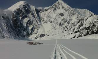Golden eagle outfitters flightseeing air taxi glacier drop off2019